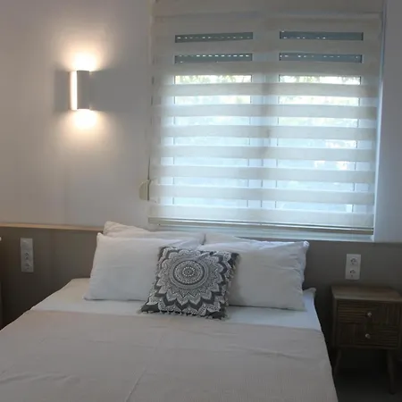 House Fedra Apartmanhotel 3*